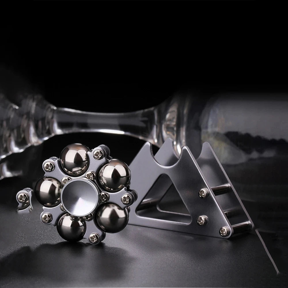 The Palintropos Hand Axis Fidget